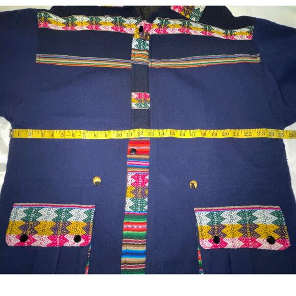 Quilted Ethnic Print Coat - Women's Size XL - Soft, Cozy, Warm & Pretty - Picture 10 of 11